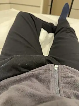 Snapshot of young1fucker chatting on February 3, 1:40 pm young1fucker online show from February 3, 1:40 pm