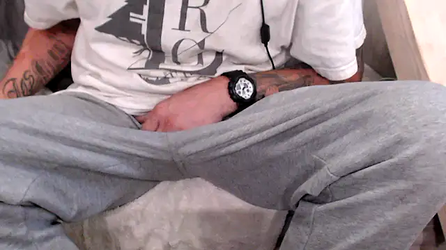 JohnnyKorrupt  online show from October 10, 3:05 am