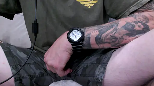 JohnnyKorrupt  online show from October 17, 7:22 am