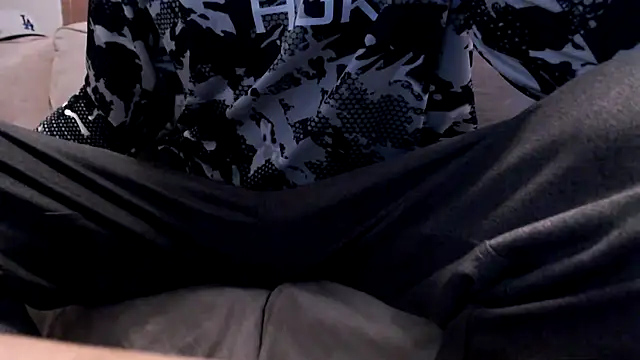 JohnnyKorrupt  online show from November 8, 9:42 am