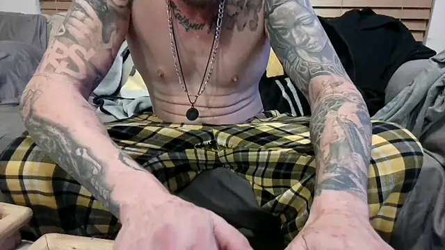 JohnnyKorrupt  online show from January 8, 1:13 pm