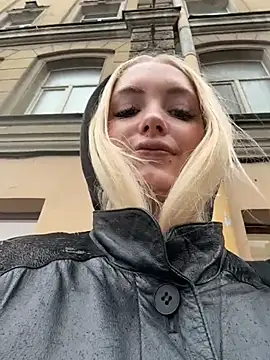 Snapshot of Milkyy_wway chatting on October 31, 6:14 am Milkyy wway online show from October 31, 6:14 am