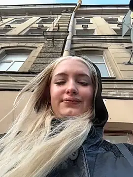 Snapshot of Milkyy_wway chatting on November 15, 7:16 am Milkyy wway online show from November 15, 7:16 am