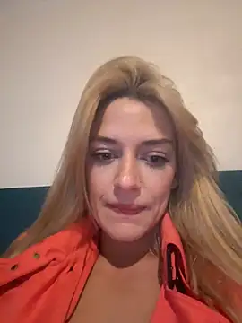 Snapshot of Lolitaxlola chatting on March 17, 7:15 pm Lolitaxlola online show from March 17, 7:15 pm