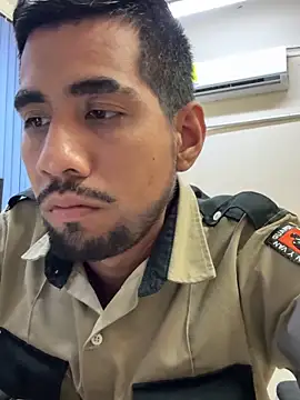 EnriquePersian197 online show from February 1, 2:05 am