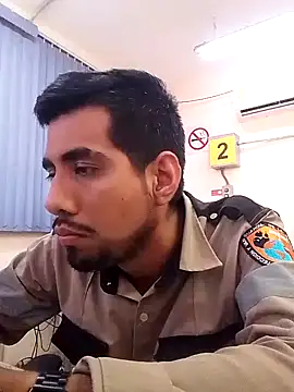 EnriquePersian197 online show from February 10, 9:25 pm