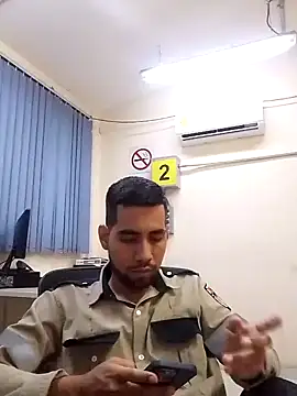 EnriquePersian197 online show from February 12, 2:56 am