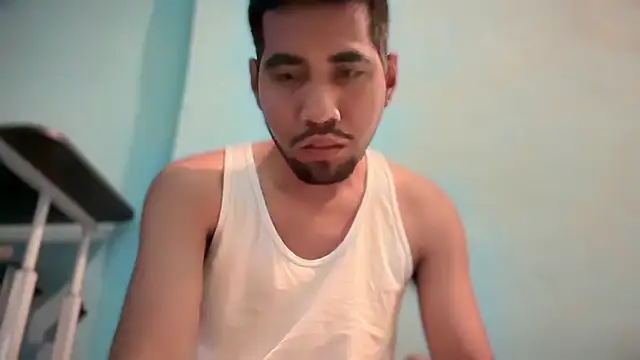 EnriquePersian197 online show from March 1, 8:10 pm