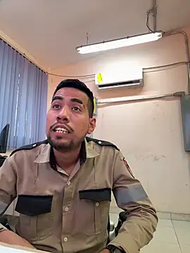 EnriquePersian197 online show from March 10, 6:56 pm