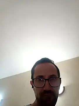 Porco81cazzo online show from November 13, 11:36 pm