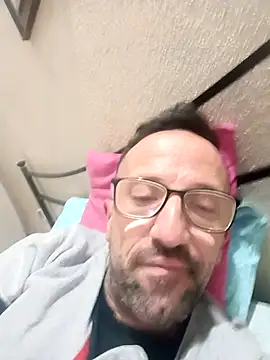 Porco81cazzo online show from November 17, 6:35 pm