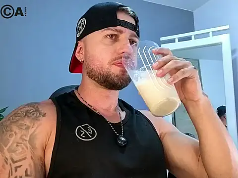 OwenMaximus814 online show from March 26, 5:40 pm