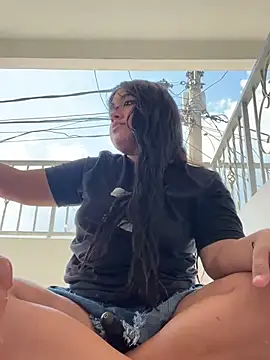 Snapshot of melyescobar chatting on January 22, 3:07 pm melyescobar online show from January 22, 3:07 pm