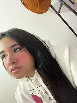 Snapshot of melyescobar chatting on February 3, 12:03 pm melyescobar online show from February 3, 12:03 pm