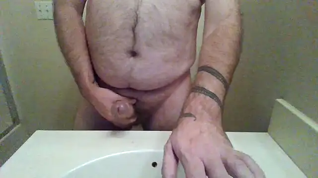 WatchinU82 online show from November 28, 5:32 am