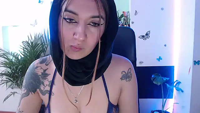 Snapshot of Lia-mitch chatting on September 19, 6:19 pm Lia-mitch online show from September 19, 6:19 pm