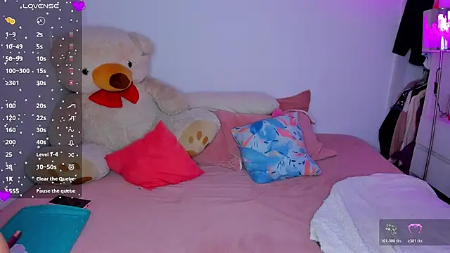 Lunadahia online show from December 5, 4:32 am