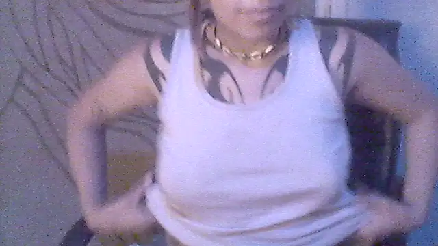 Snapshot of isa_ar chatting on December 16, 7:08 pm isa ar online show from December 16, 7:08 pm