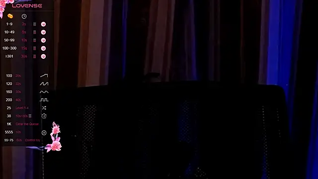 Laura Bess online show from October 1, 9:43 pm