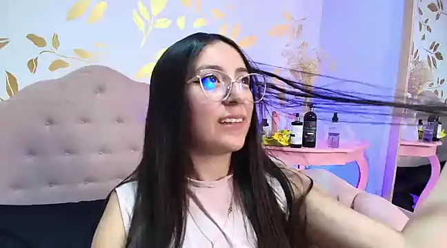 Sweet Sammy  online show from February 26, 7:09 am