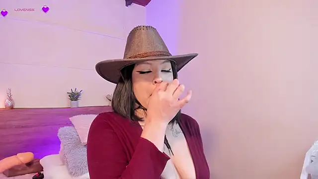 Snapshot of sherylgrey chatting on September 23, 10:46 pm sherylgrey online show from September 23, 10:46 pm