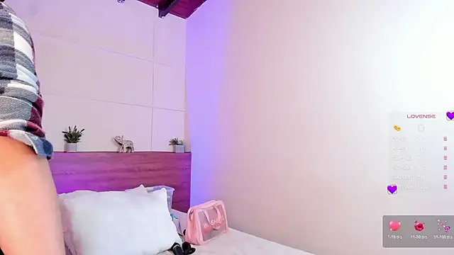 Snapshot of sherylgrey chatting on October 20, 12:00 am sherylgrey online show from October 20, 12:00 am