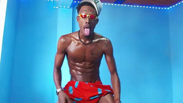 Snapshot of Darick_brown chatting on December 3, 5:33 pm Darick brown online show from December 3, 5:33 pm