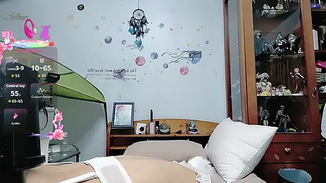 Fine-sand online show from September 15, 1:55 pm