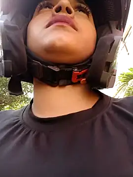 naughty-girl01 online show from December 26, 2:27 pm