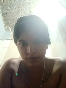 naughty-girl01 online show from February 6, 10:04 am