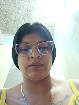 naughty-girl01 online show from February 24, 10:15 am