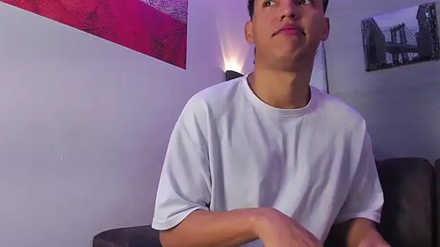 Snapshot of ryan_carter08 chatting on September 25, 12:20 pm ryan carter08 online show from September 25, 12:20 pm