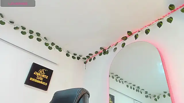 Snapshot of ryan_carter08 chatting on October 12, 2:21 am ryan carter08 online show from October 12, 2:21 am