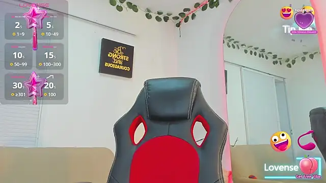 Snapshot of ryan_carter08 chatting on October 18, 2:25 am ryan carter08 online show from October 18, 2:25 am