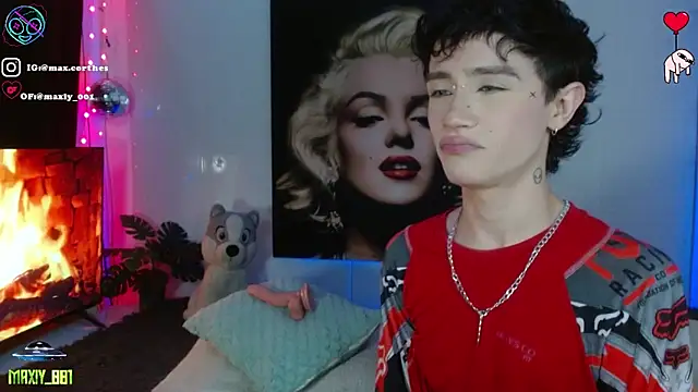 maxiy 001 online show from April 7, 3:18 am