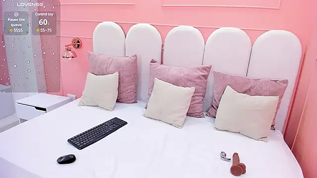 helen kinett online show from December 21, 7:16 pm