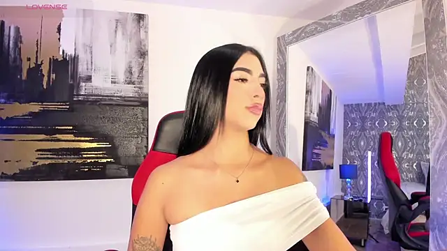 AriRobert  online show from October 29, 3:53 am