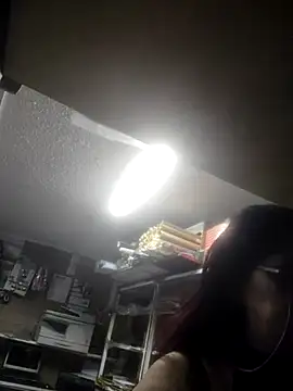 Edged Hot69 online show from February 24, 11:47 pm