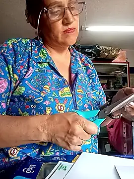 Edged Hot69 online show from March 4, 12:33 pm