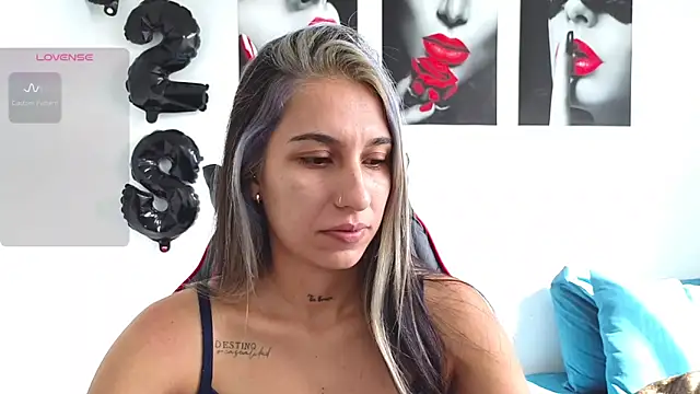 Snapshot of tammyandrade_ chatting on October 1, 1:39 pm tammyandrade online show from October 1, 1:39 pm