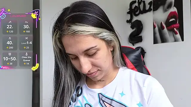 Snapshot of tammyandrade_ chatting on December 2, 2:12 pm tammyandrade online show from December 2, 2:12 pm