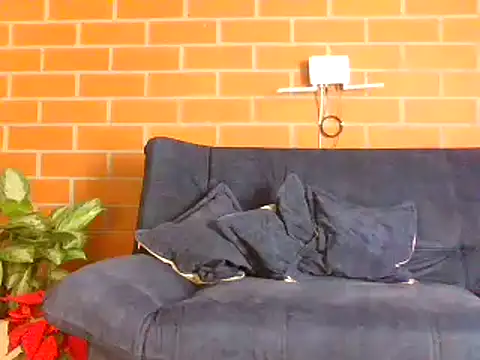 Snapshot of hanna_beili chatting on December 18, 5:42 pm hanna beili online show from December 18, 5:42 pm