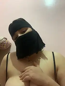 Snapshot of Miss-Soka chatting on December 21, 5:51 pm Miss-Soka online show from December 21, 5:51 pm