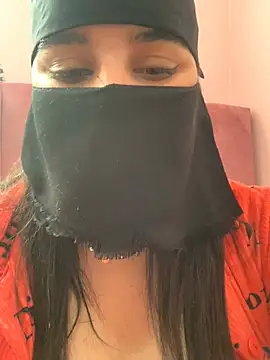 Snapshot of Miss-Soka chatting on January 18, 1:51 pm Miss-Soka online show from January 18, 1:51 pm