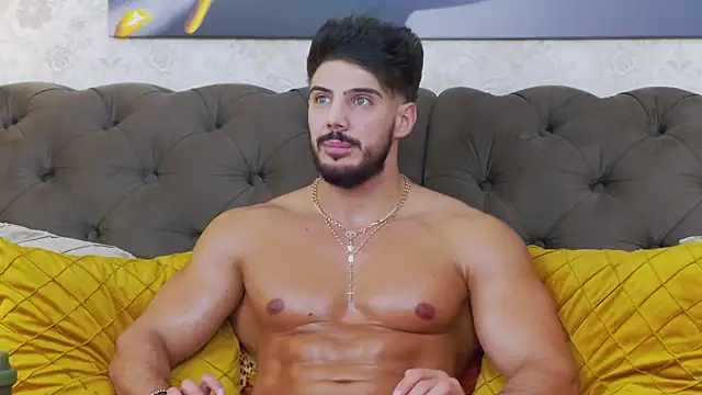 Snapshot of DustinKeent chatting on December 30, 5:37 am DustinKeent online show from December 30, 5:37 am