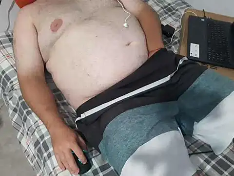 mfreitas005 online show from January 31, 12:50 am