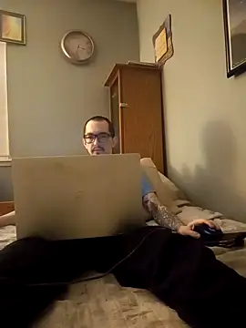 VanceFontaine online show from March 21, 10:39 am