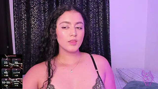 Snapshot of Adhara-zanne chatting on March 5, 1:42 am Adhara-zanne online show from March 5, 1:42 am