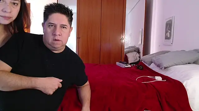 THIAGOEVA online show from November 29, 9:45 am