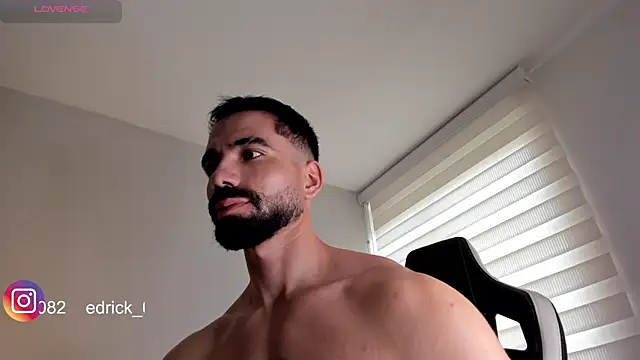 edrick walton1 online show from January 11, 4:46 pm